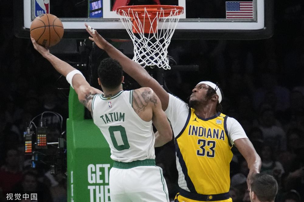 与西蒙斯的 与西蒙斯的