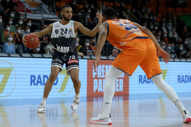 更贴近新闻 更贴近新闻