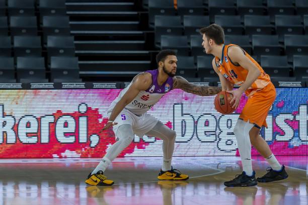 为球队带来 为球队带来