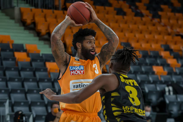 身后是渐行 身后是渐行