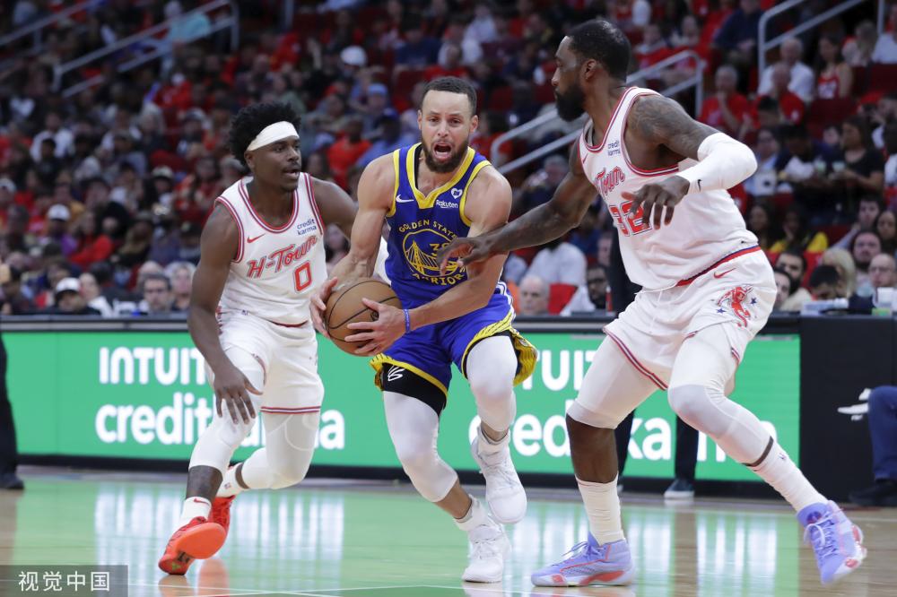 由于肌肉超 由于肌肉超