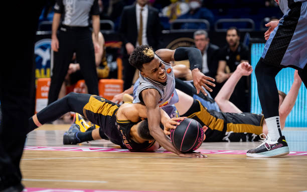 重年轻选手 重年轻选手